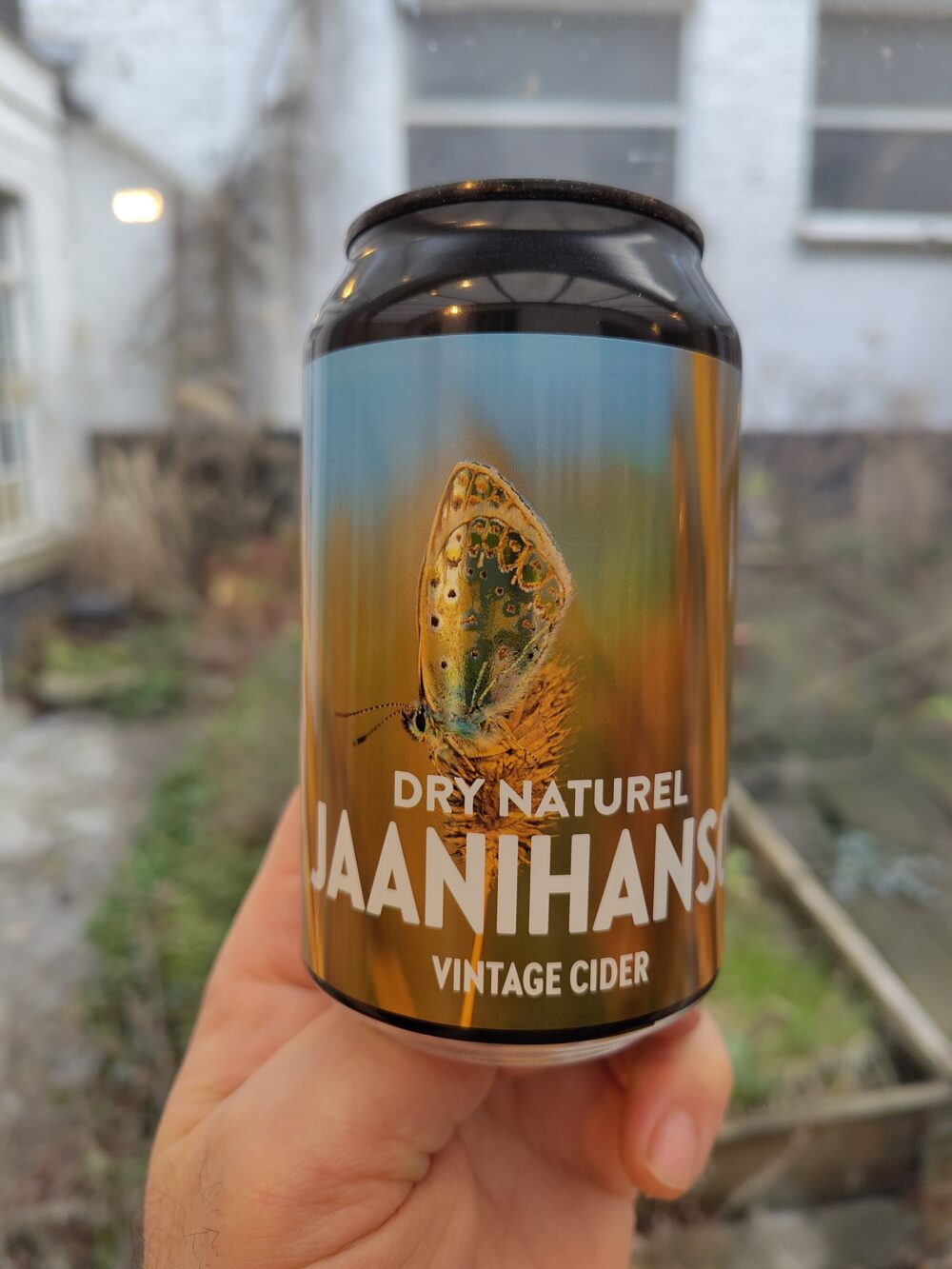 Jaanihanso Dry natural cider front